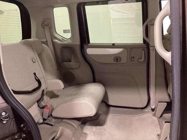 Ｎ－ＢＯＸ ２トーンカラースタイルＧ・Ｌパッケージ　光触媒抗菌消臭施工済　両側パワースライドドア　盗難防止システム　ベンチシート　ワンセグＴＶ　ＡＢＳ　ＥＳＣ　４ＷＤ　バックカメラ　アイドリングストップ　ＥＴＣ　ナビＴＶ　スマートキー　シートヒーター（17枚目）