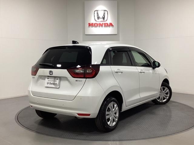 フィット e:HEVホーム 中古スタッドレスタイヤ、純正メモリーナビ、ドライブレコーダー前後装着+ETC2.0付 当社デモカー リヤカメラ VSA サイドカーテンエアバック 前後ソナー スマートキ ECONモード 踏み間違い防止(5枚目)