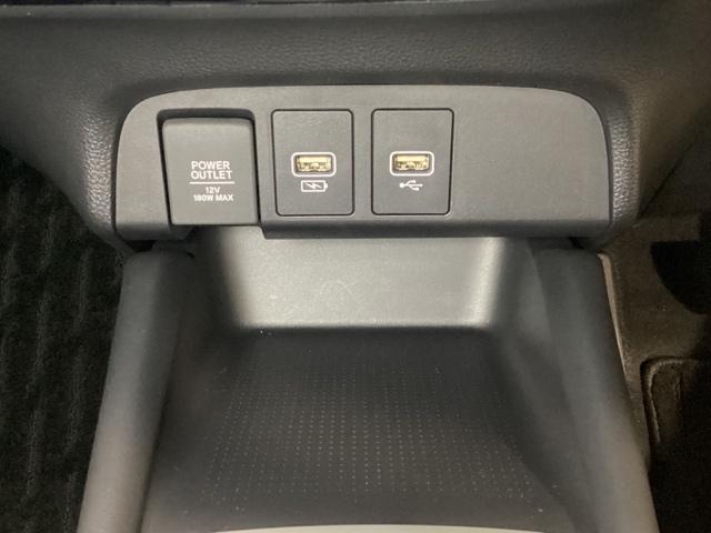 フィット e:HEVホーム 中古スタッドレスタイヤ、純正メモリーナビ、ドライブレコーダー前後装着+ETC2.0付 当社デモカー リヤカメラ VSA サイドカーテンエアバック 前後ソナー スマートキ ECONモード 踏み間違い防止(20枚目)