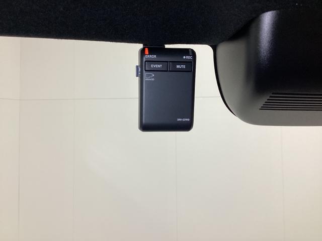 Ｎ－ＢＯＸカスタム ベースグレード　中古スタッドレスタイヤ、純正メモリーナビ、ドライブレコーダー前後装着＋ＥＴＣ付　当社デモカー　Ｗ電動ドア　ＵＳＢ接続　ＣＭＢＳ　Ｄレコ　１オーナー　ベンチシート　オートエアコン　スマートキ　ＬＥＤ（20枚目）