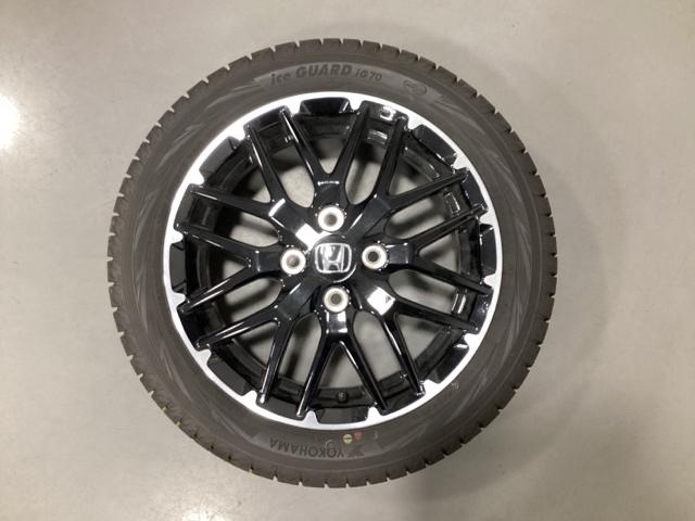 Ｎ－ＢＯＸカスタム ターボコーディネートスタイル　中古スタッドレスタイヤ、純正メモリーナビ、ドライブレコーダー前後装着＋ＥＴＣ付　当社デモカー　サイドエアバッグ　ＬＥＤライト　前席シートヒーター　フルセグＴＶ　スマキー　ＤＶＤ　ＶＳＡ　ベンチシート（3枚目）