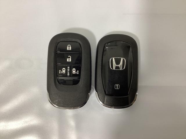 Ｎ－ＢＯＸカスタム ターボコーディネートスタイル　中古スタッドレスタイヤ、純正メモリーナビ、ドライブレコーダー前後装着＋ＥＴＣ付　当社デモカー　サイドエアバッグ　ＬＥＤライト　前席シートヒーター　フルセグＴＶ　スマキー　ＤＶＤ　ＶＳＡ　ベンチシート（17枚目）