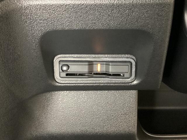 Ｎ－ＢＯＸカスタム ターボコーディネートスタイル　中古スタッドレスタイヤ、純正メモリーナビ、ドライブレコーダー前後装着＋ＥＴＣ付　当社デモカー　サイドエアバッグ　ＬＥＤライト　前席シートヒーター　フルセグＴＶ　スマキー　ＤＶＤ　ＶＳＡ　ベンチシート（20枚目）