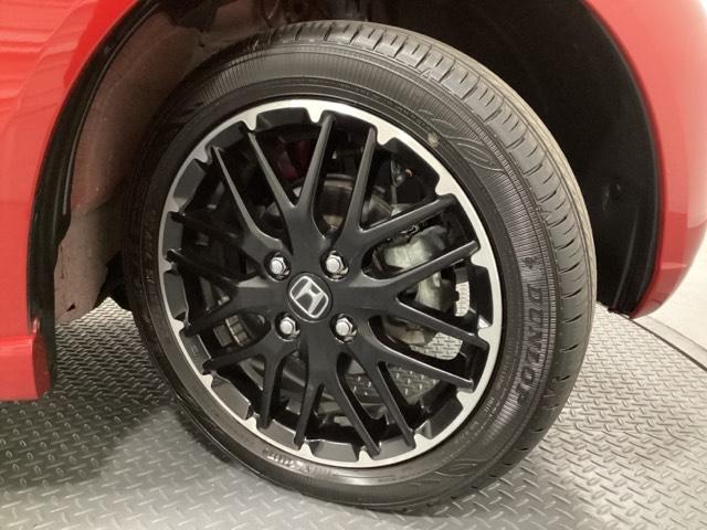 Ｎ－ＢＯＸカスタム ターボコーディネートスタイル　中古スタッドレスタイヤ、純正メモリーナビ、ドライブレコーダー前後装着＋ＥＴＣ付　当社デモカー　サイドエアバッグ　ＬＥＤライト　前席シートヒーター　フルセグＴＶ　スマキー　ＤＶＤ　ＶＳＡ　ベンチシート（30枚目）