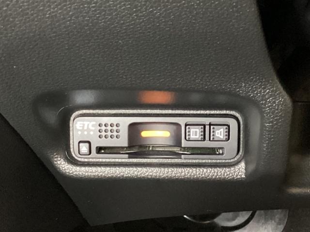 フィット １３Ｇ・Ｌホンダセンシング　光触媒抗菌消臭施工済　地デジフルセグＴＶ　ＥＴＣ車載器　ＤＶＤ再生可　ナビ＆ＴＶ　サイドカーテンエアバック　ＵＳＢ　リアカメラ　エアバック　パワーウインドウ　キーフリーシステム　ＬＥＤライト　ＶＳＡ（14枚目）