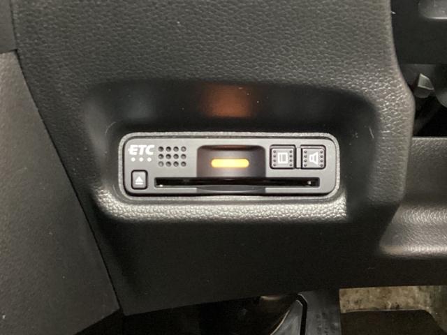 フィット １３Ｇ・Ｌホンダセンシング　光触媒抗菌消臭施工済　地デジフルセグＴＶ　ＥＴＣ車載器　ＤＶＤ再生可　ナビ＆ＴＶ　サイドカーテンエアバック　ＵＳＢ　リアカメラ　エアバック　パワーウインドウ　キーフリーシステム　ＬＥＤライト　ＶＳＡ（14枚目）