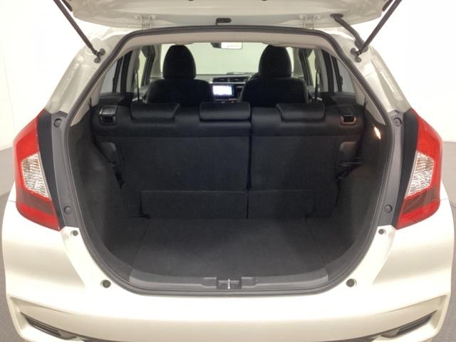 フィット １３Ｇ・Ｌホンダセンシング　光触媒抗菌消臭施工済　地デジフルセグＴＶ　ＥＴＣ車載器　ＤＶＤ再生可　ナビ＆ＴＶ　サイドカーテンエアバック　ＵＳＢ　リアカメラ　エアバック　パワーウインドウ　キーフリーシステム　ＬＥＤライト　ＶＳＡ（18枚目）