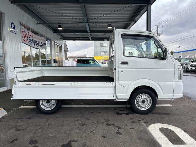 キャリイトラック ＫＣエアコンパワステ　４ＷＤ　マニュアル車　ＦＭ／ＡＭラジオ　マニュアルエアコン　荷台マット　スペアキー　保証付販売車（28枚目）
