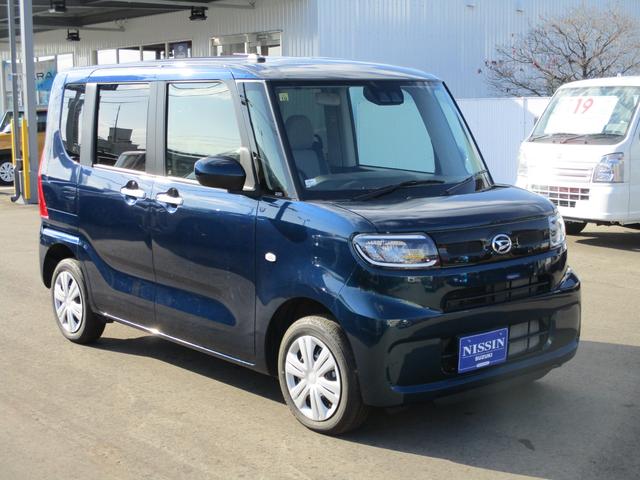 左前方はこのような感じとなっております！ヘッドライトの形や、装備品を確認できます！！