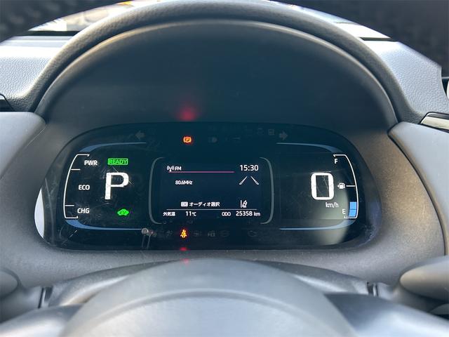 アクア Ｇ　Ｅ－ＦＯＵＲ　４ＷＤ　レンタ　ナビ　バックカメラ　４ＷＤ　ナビ　バックカメラ　ＥＴＣ　オートエアコン　衝突被害軽減システム　プッシュスタート　オートライト（6枚目）