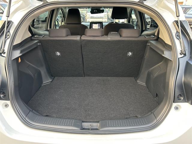 アクア Ｇ　Ｅ－ＦＯＵＲ　４ＷＤ　レンタ　ナビ　バックカメラ　４ＷＤ　ナビ　バックカメラ　ＥＴＣ　オートエアコン　衝突被害軽減システム　プッシュスタート　オートライト（39枚目）