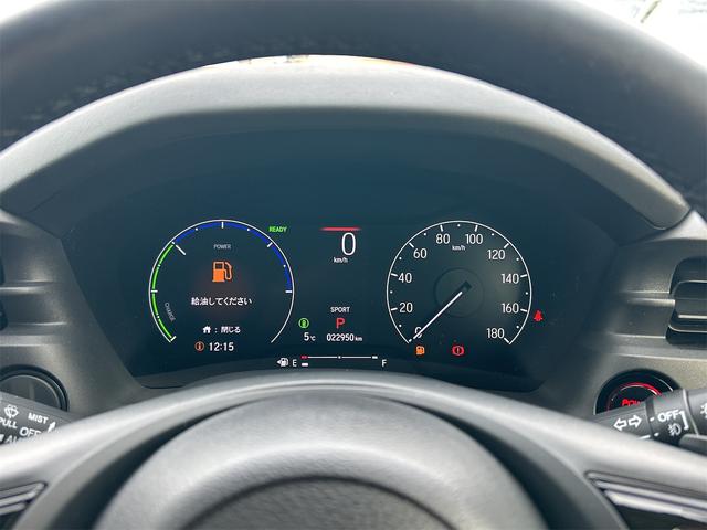 ヴェゼル ｅ：ＨＥＶ　Ｚ　４ＷＤ　純正フルセグナビ　バックカメラ　ＥＴＣ　ドライブレコーダー　Ｂｌｕｅｔｏｏｔｈ　電動リアゲート　衝突被害軽減システム　アイドリングストップ　横滑り防止機能　クルーズコントロール　ヒルディセントコントロール　　盗難防止システム（6枚目）