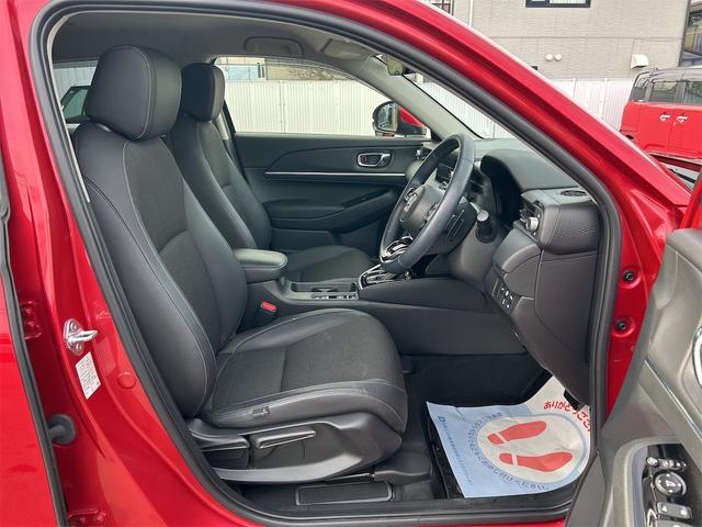 ヴェゼル ｅ：ＨＥＶ　Ｚ　４ＷＤ　純正フルセグナビ　バックカメラ　ＥＴＣ　ドライブレコーダー　Ｂｌｕｅｔｏｏｔｈ　電動リアゲート　衝突被害軽減システム　アイドリングストップ　横滑り防止機能　クルーズコントロール　ヒルディセントコントロール　　盗難防止システム（30枚目）