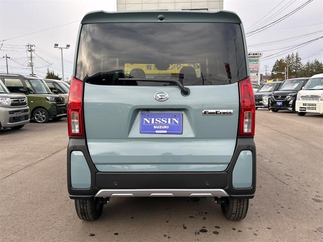 タント ファンクロスターボ　４ＷＤ　純正ディスプレイオーディオ　バックカメラ　フルセグＴＶ　Ｂｌｕｅｔｏｏｔｈ　両側パワースライドドア　シートヒーター　オートライト　衝突被害軽減システム　アイドリングストップ　横滑り防止機能　盗難防止システム（28枚目）