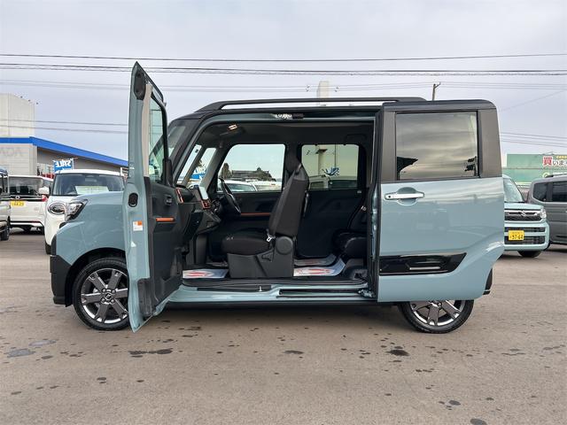 タント ファンクロスターボ　４ＷＤ　純正ディスプレイオーディオ　バックカメラ　フルセグＴＶ　Ｂｌｕｅｔｏｏｔｈ　両側パワースライドドア　シートヒーター　オートライト　衝突被害軽減システム　アイドリングストップ　横滑り防止機能　盗難防止システム（30枚目）