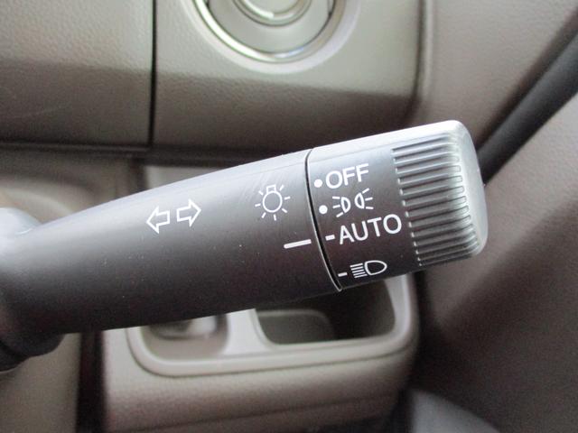 �I�[�g���C�g���ڂȂ̂ňÂ��Ȃ�Ǝ����Ń��C�g���t���ĕ֗��ł��I�Ό��Ԃւ̎��F�������シ��̂ň��S�ʂ��t�o���܂��ˁ�