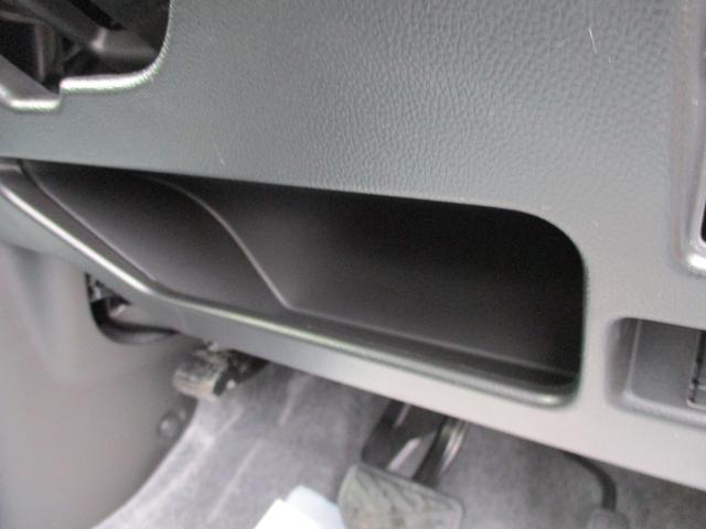 �n���h�����ɂ͏����Ȏ��[������̂Ŋ������ł��ˁB