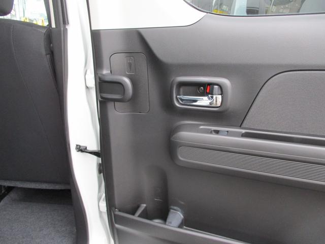 ��ȃh�A�����ɂ��Ă���y�A���u�����z���_�[�z�͎P�������[������ł���̂łƂĂ��֗��ł�