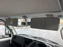 ＫＣエアコンパワステ　４ＷＤ　マニュアル車　ＦＭ／ＡＭラジオ　マニュアルエアコン　荷台マット　スペアキー　保証付販売車（49枚目）