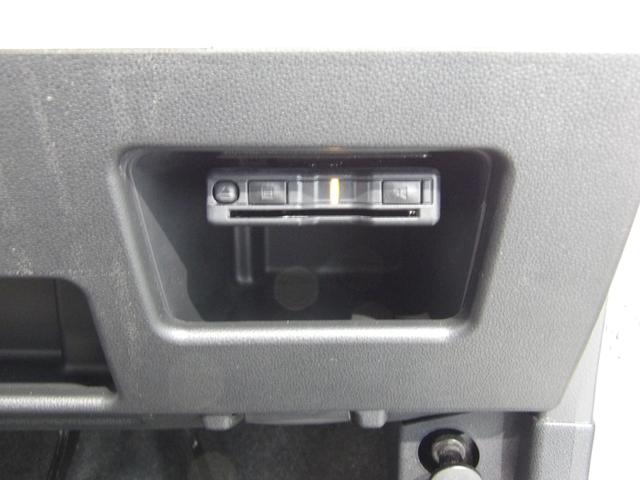 ムーヴキャンバス ＧホワイトアクセントＶＳ　ＳＡＩＩＩ　４ＷＤ　ナビ　ＥＴＣ　バックカメラ　ＤＸコーティング施工済（22枚目）