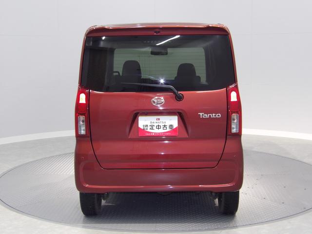 タント Ｘスペシャル　４ＷＤ　ディスプレイオーディオ　バックカメラ　シートヒーター　純正エンジンスターター（3枚目）