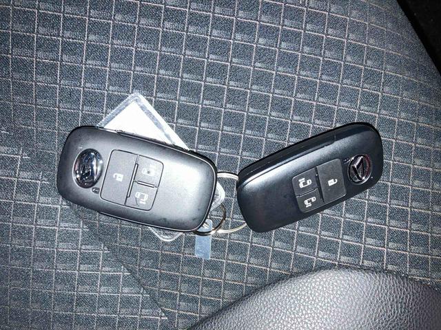 ご覧いただきありがとうございます！安心保証付きの展示車を多数揃えておりますのでお気軽にお尋ねください。