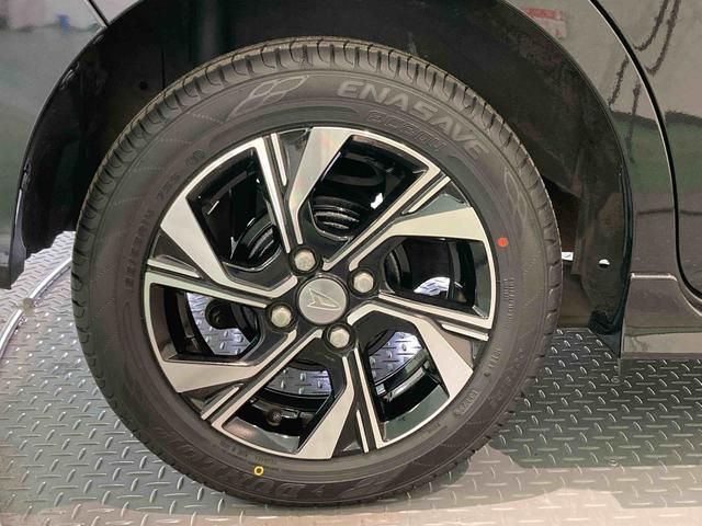 タント カスタムＸセレクション　アルミ　ＡＢＳ　ナビ　キーフリー　スマートキー　４ＷＤ　エアバッグ（12枚目）