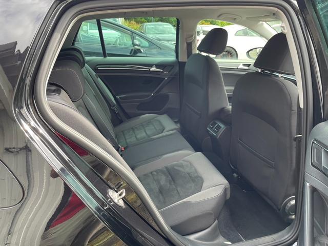 ゴルフ ＴＳＩハイライン　ナビ／バックカメラ／Ｂｌｕｅｔｏｏｔｈ／ドラレコ／オートライト／ＴＶ（フルセグ）／衝突被害軽減システム／ＥＴＣ／納車前安心整備（8枚目）