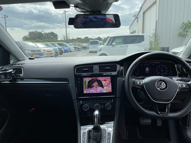 ゴルフ ＴＳＩハイライン　ナビ／バックカメラ／Ｂｌｕｅｔｏｏｔｈ／ドラレコ／オートライト／ＴＶ（フルセグ）／衝突被害軽減システム／ＥＴＣ／納車前安心整備（12枚目）