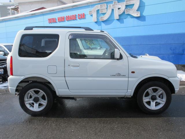 ランドベンチャー 4WD 限定車 合皮ハーフレザーシート シート&ドアミラーヒーター 専用スペアハードカバー 寒冷地仕様(7枚目)