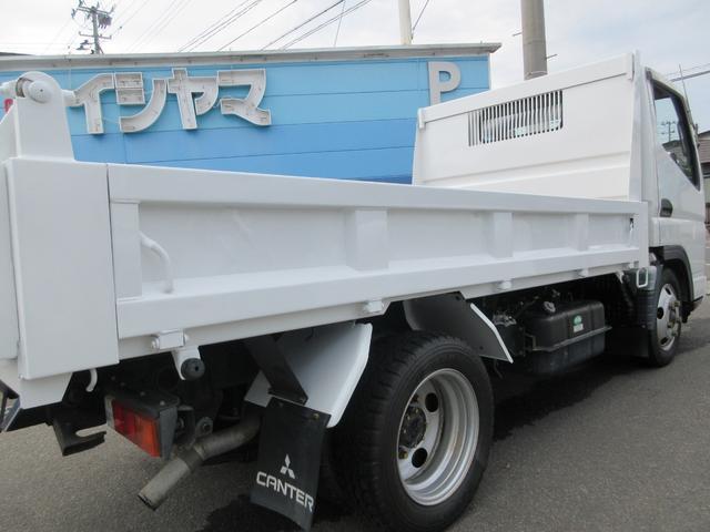 キャンター 全低床　ダンプ　最大積載量２０００ｋｇ　２ｔ　ワンオーナー車　３ペダル　極東製ダンプ　荷台支柱有三方開　荷台再塗装仕上済　荷台床鉄板張仕様　点検整備記録簿多年数分有　荷台内寸長さ２０９ｃｍ・幅１５８ｃｍ・高さ２２ｃｍ（68枚目）