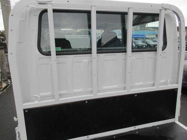 エルフトラック ４ＷＤ　Ｗキャブ　パワーゲート　新車特装新明和製パワーゲート　積載量１２５０ｋｇ　フラットロー　３ペダル　三方開　外装＆荷台再塗装仕上済　実走行車　排気ガス浄化装置非搭載車（26枚目）