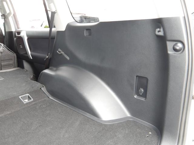 ランドクルーザープラド TX 4WD ワンオーナー トヨタセーフティセンス 純正8インチナビ バックモニター コーナーセンサー デイライト 純正プレミアムエンジンスターター 寒冷地仕様 夏用マッドタイヤ純正ホイール組スタッドレス有(36枚目)