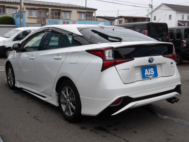 プリウス S 4WD モデリスタフルエアロ 寒冷地仕様 トヨタセーフティセンス 社外SDナビ バックモニター 地デジTV Bluetooth&USBオーディオ エンジンスターター ホイール組スタッドレス有(17枚目)