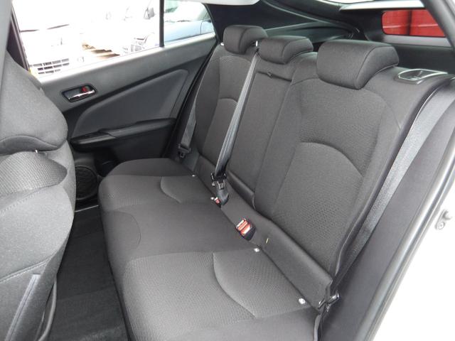 プリウス S 4WD モデリスタフルエアロ 寒冷地仕様 トヨタセーフティセンス 社外SDナビ バックモニター 地デジTV Bluetooth&USBオーディオ エンジンスターター ホイール組スタッドレス有(46枚目)