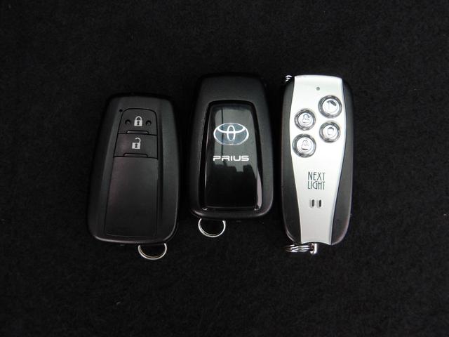 プリウス S 4WD モデリスタフルエアロ 寒冷地仕様 トヨタセーフティセンス 社外SDナビ バックモニター 地デジTV Bluetooth&USBオーディオ エンジンスターター ホイール組スタッドレス有(61枚目)