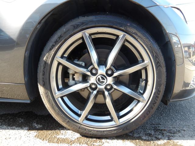 現在、純正アルミホイールに夏用タイヤ装着中です。状態もまだまだ走行可能な状態となっております。