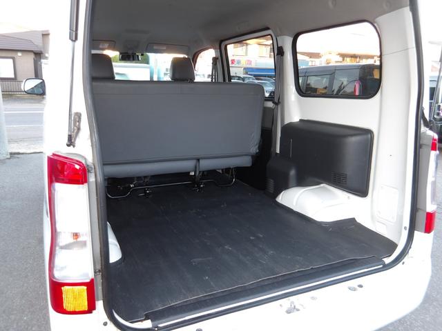タウンエースバン GL 4WD 衝突被害軽減装置 5人乗 社外SDナビ バックモニター フルセグTV Bluetoothオーディオ リヤヒーター LEDヘッドライト 純正ホイール組スタッドレス有 最大積載量700kg(26枚目)