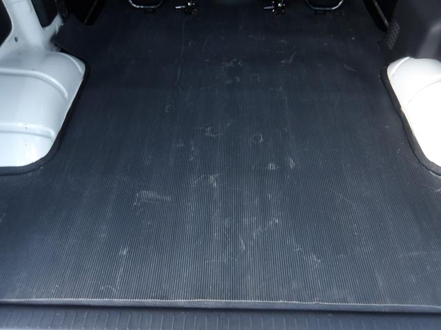 タウンエースバン GL 4WD 衝突被害軽減装置 5人乗 社外SDナビ バックモニター フルセグTV Bluetoothオーディオ リヤヒーター LEDヘッドライト 純正ホイール組スタッドレス有 最大積載量700kg(27枚目)