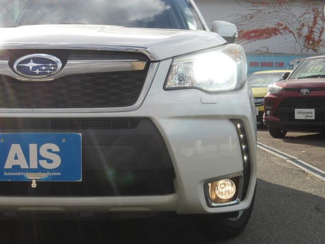 フォレスター 2.0XT アイサイト 4WD パノラミックガラスサンルーフ パワーバックドア 純正SDナビ バックモニター BTオーディオ フルセグTV LEDデイライト ハーフレザーシート 運転席・助手席シートヒーター&パワーシート(6枚目)