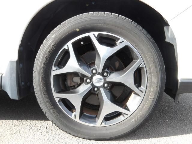 フォレスター 2.0XT アイサイト 4WD パノラミックガラスサンルーフ パワーバックドア 純正SDナビ バックモニター BTオーディオ フルセグTV LEDデイライト ハーフレザーシート 運転席・助手席シートヒーター&パワーシート(10枚目)