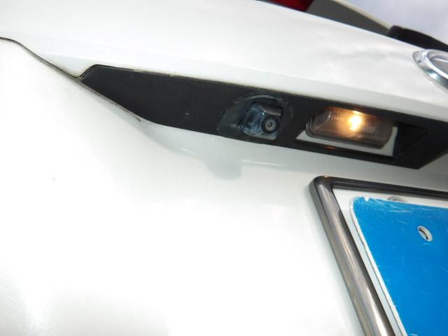 フォレスター 2.0XT アイサイト 4WD パノラミックガラスサンルーフ パワーバックドア 純正SDナビ バックモニター BTオーディオ フルセグTV LEDデイライト ハーフレザーシート 運転席・助手席シートヒーター&パワーシート(13枚目)