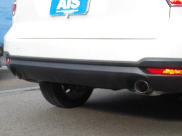 フォレスター 2.0XT アイサイト 4WD パノラミックガラスサンルーフ パワーバックドア 純正SDナビ バックモニター BTオーディオ フルセグTV LEDデイライト ハーフレザーシート 運転席・助手席シートヒーター&パワーシート(16枚目)