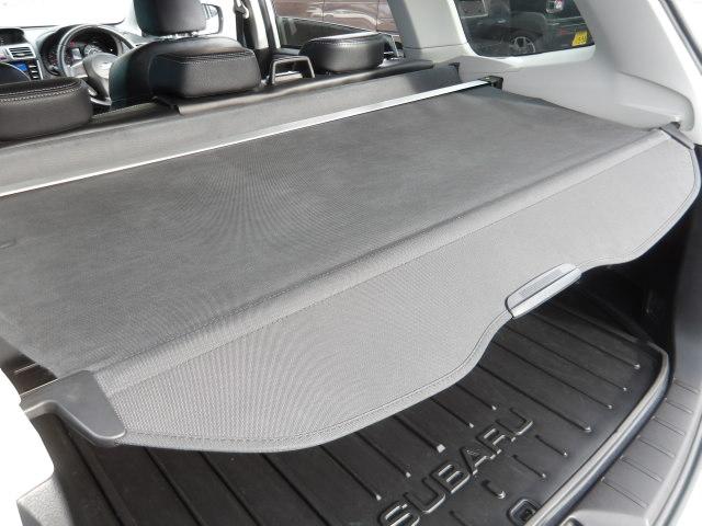 フォレスター 2.0XT アイサイト 4WD パノラミックガラスサンルーフ パワーバックドア 純正SDナビ バックモニター BTオーディオ フルセグTV LEDデイライト ハーフレザーシート 運転席・助手席シートヒーター&パワーシート(28枚目)