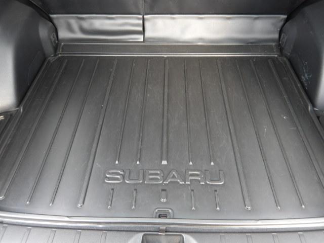 フォレスター 2.0XT アイサイト 4WD パノラミックガラスサンルーフ パワーバックドア 純正SDナビ バックモニター BTオーディオ フルセグTV LEDデイライト ハーフレザーシート 運転席・助手席シートヒーター&パワーシート(33枚目)