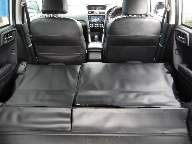 フォレスター 2.0XT アイサイト 4WD パノラミックガラスサンルーフ パワーバックドア 純正SDナビ バックモニター BTオーディオ フルセグTV LEDデイライト ハーフレザーシート 運転席・助手席シートヒーター&パワーシート(34枚目)