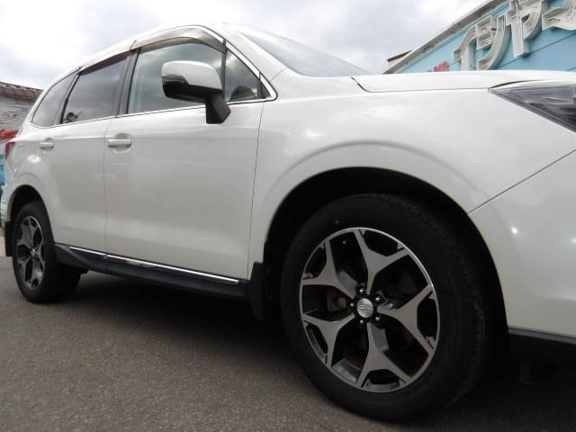 フォレスター 2.0XT アイサイト 4WD パノラミックガラスサンルーフ パワーバックドア 純正SDナビ バックモニター BTオーディオ フルセグTV LEDデイライト ハーフレザーシート 運転席・助手席シートヒーター&パワーシート(75枚目)