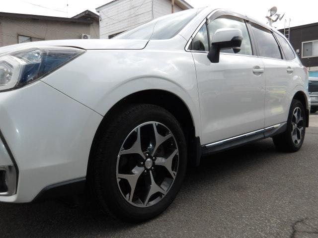 フォレスター 2.0XT アイサイト 4WD パノラミックガラスサンルーフ パワーバックドア 純正SDナビ バックモニター BTオーディオ フルセグTV LEDデイライト ハーフレザーシート 運転席・助手席シートヒーター&パワーシート(78枚目)