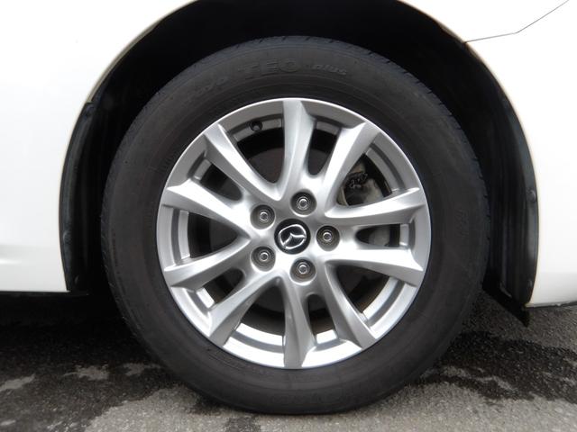 現在、純正アルミホイールに夏用タイヤ装着中です。状態もまだまだ走行可能な状態となっております。