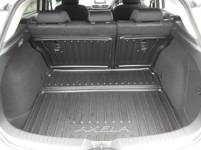 オートローンの仮審査はお電話でも対応させていただきます。お気軽にご連絡ください。